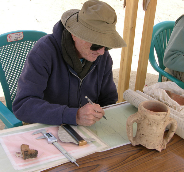 Dr. Ben Harer drawing pots