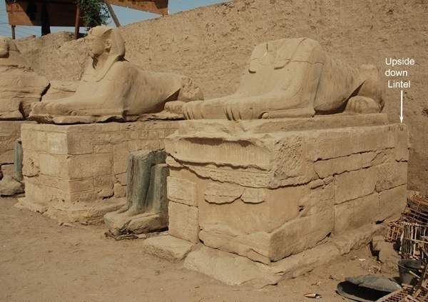 Lintel_sphinx.jpg