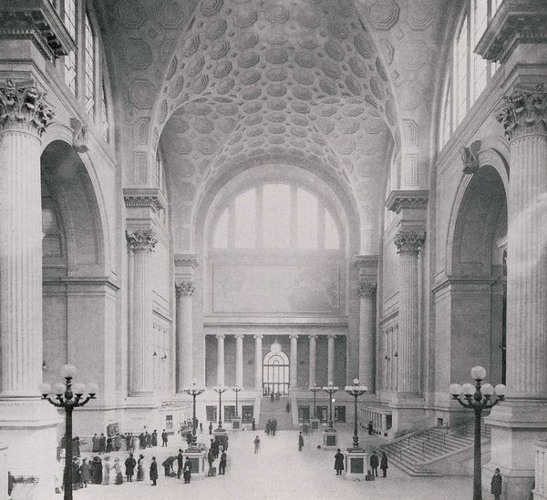 Penn_Station_Interior.jpg